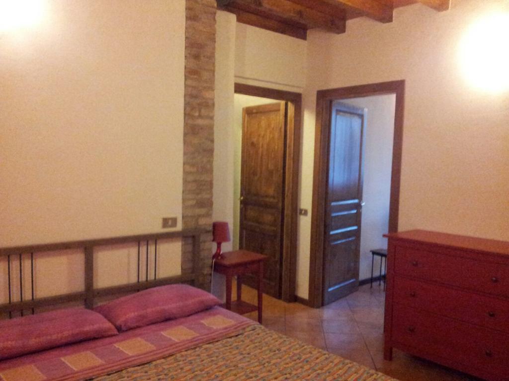 Via Toscana House Parma Room photo